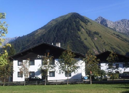 Gastehaus-Pension Caroline Berwang Dış mekan fotoğraf